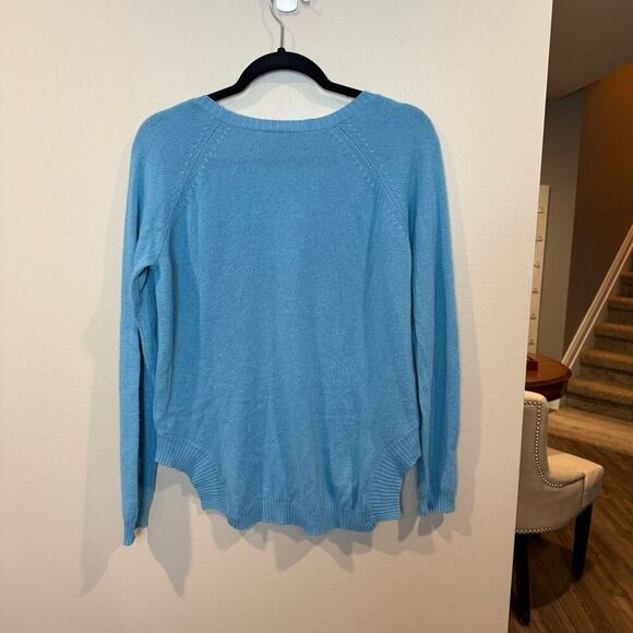 Christopher Fisher Blue Cashmere Sweater - Picture 6 of 6